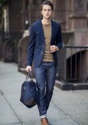 西裝搭配牛仔褲好看嗎？