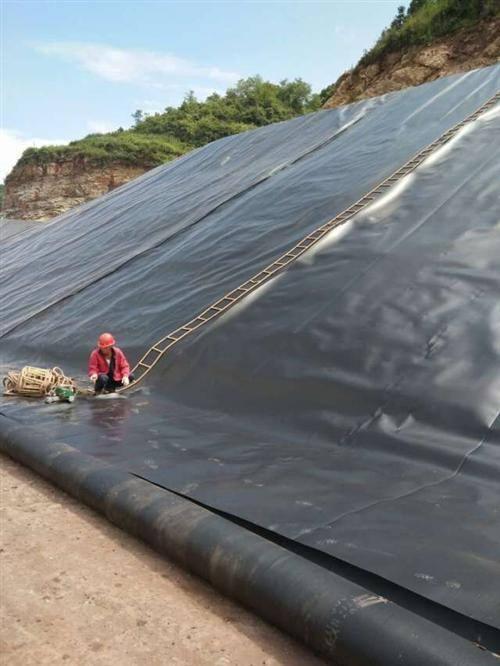 土工膜廠家給予的施工多項(xiàng)建議