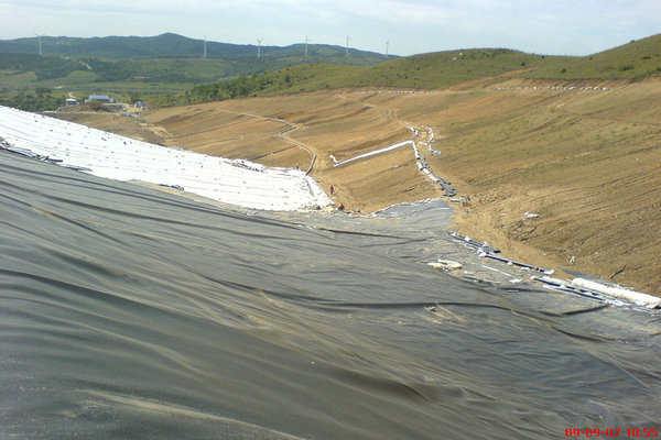 土工膜在填埋場填埋區域臨時覆蓋要求  第2張