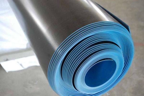 藍(lán)色和綠色的土工膜能使用多長(zhǎng)時(shí)間？  第3張