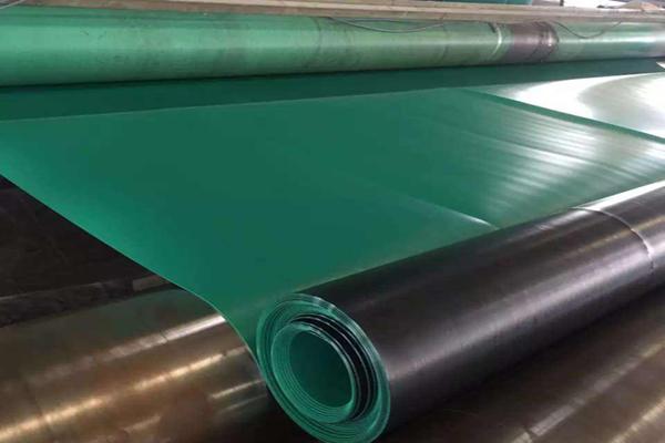 黑綠雙色土工膜的特點  第2張