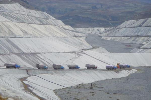 在水庫防滲中土工膜有著哪些作用呢？