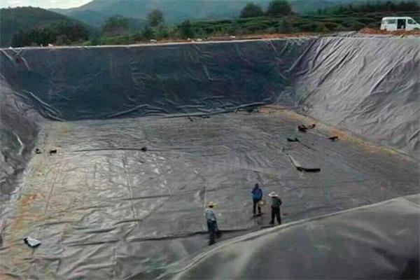 雨天施工,必備技巧:如何正確使用土工膜? 第3張