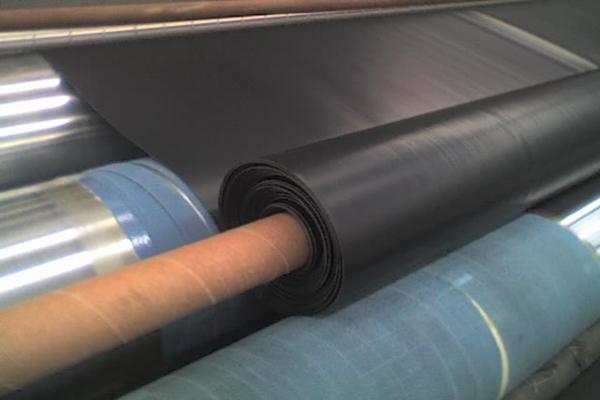 LDPE土工膜的優(yōu)點(diǎn)與缺點(diǎn)詳解 第2張