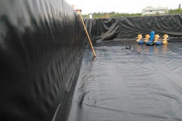 土工膜在地下水中的防滲作用怎么樣？  第2張