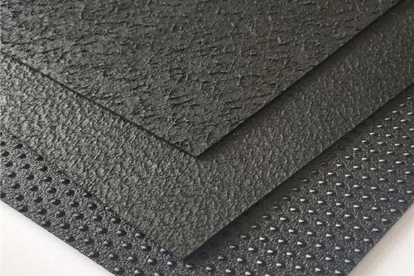 糙面土工膜在陡坡防滲工程中的關鍵作用 第2張