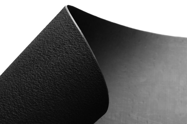 單糙面與雙糙面土工膜的應(yīng)用差異分析