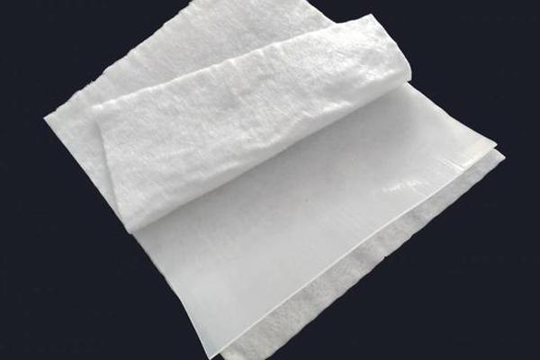 復合土工膜防滲的原理是什么