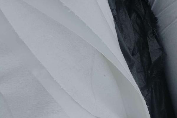 復合土工膜的優點有哪些 第2張